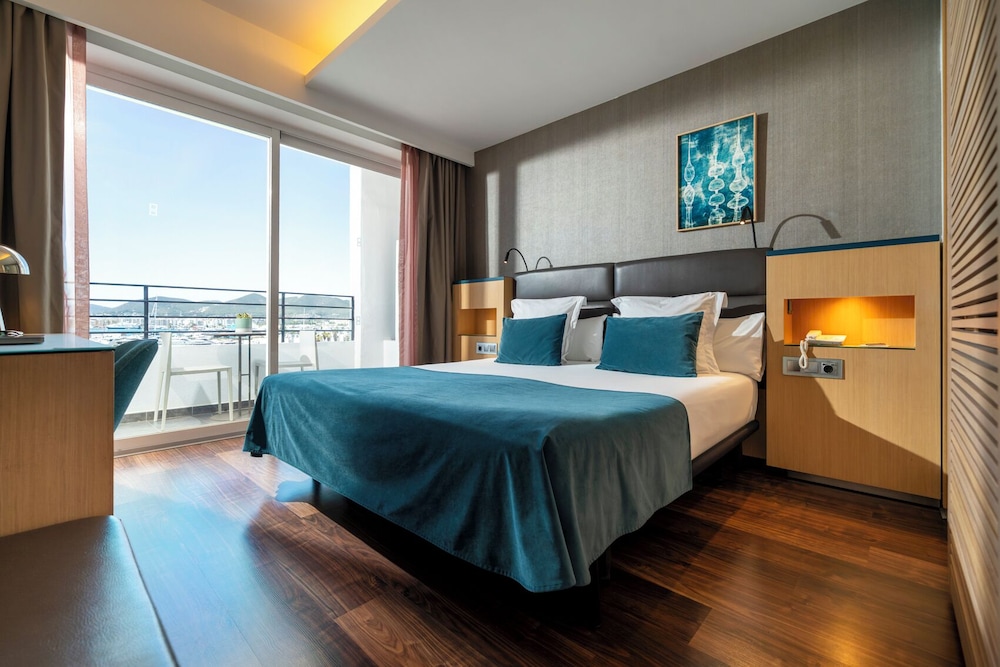 Ocean Drive Ibiza — Hotel rooms in Ibiza Town, Balearic Islands