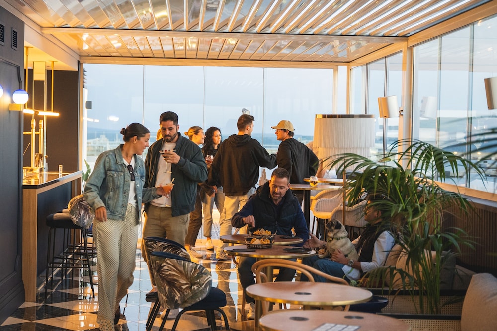 Ocean Drive Ibiza — Restaurant & bars in Ibiza Town, Balearic Islands