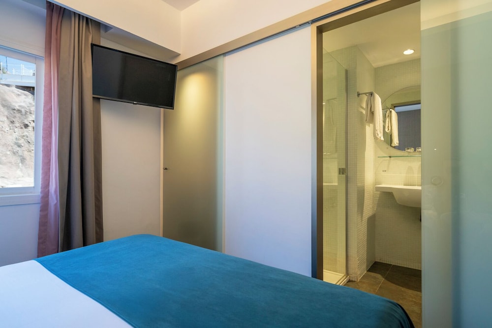 Ocean Drive Ibiza — Hotel rooms in Ibiza Town, Balearic Islands