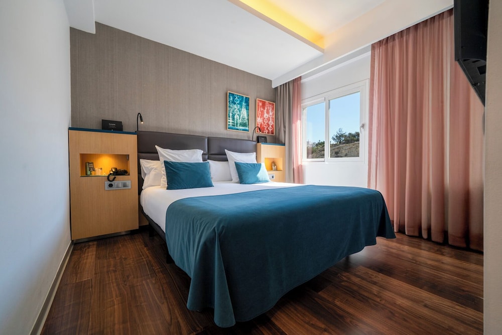 Ocean Drive Ibiza — Hotel rooms in Ibiza Town, Balearic Islands