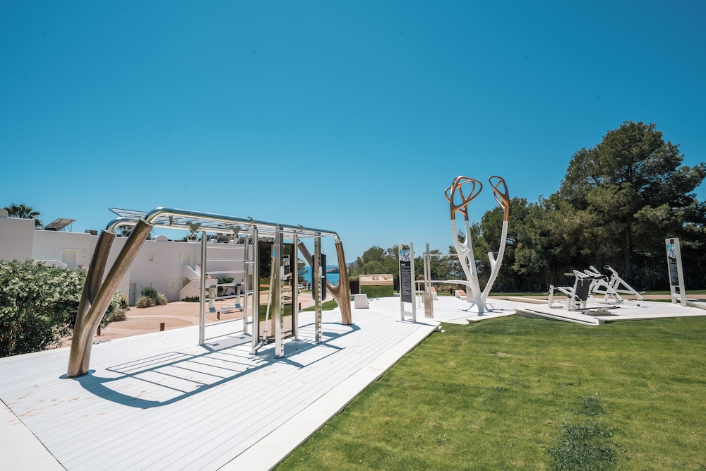 Destino Five Ibiza - 5-Star Grand Luxe Resort - Free Entrance to Pacha Club — Sports & recreation in Santa Eulalia, Balearic Islands