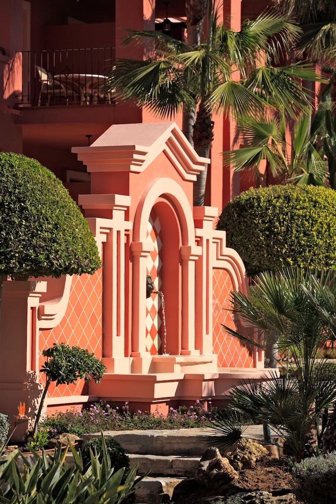 Vasari Resort — Hotel building in Marbella, Andalusia