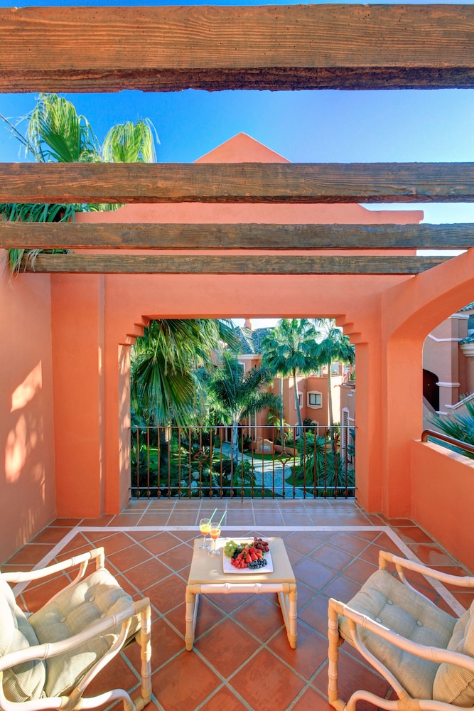 Vasari Resort — Hotel building in Marbella, Andalusia