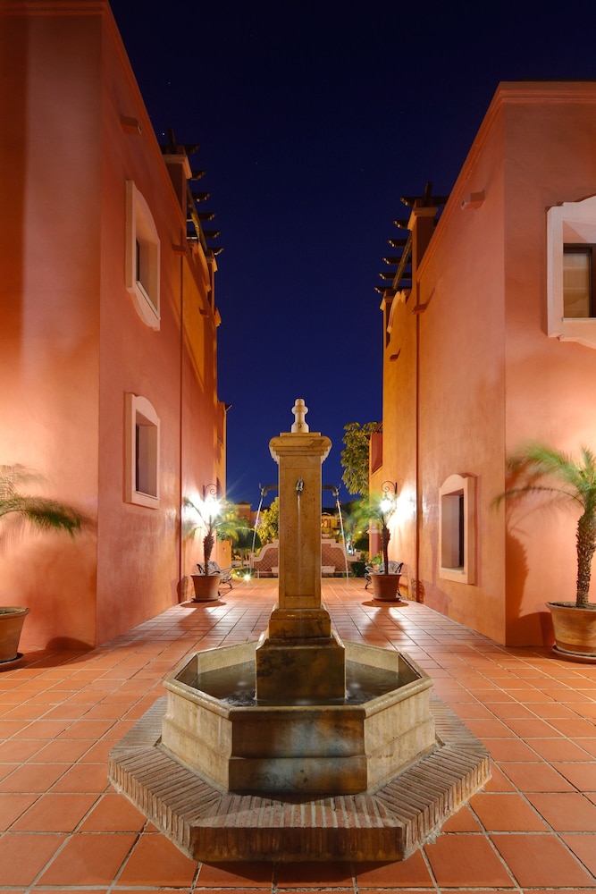 Vasari Resort — Hotel building in Marbella, Andalusia