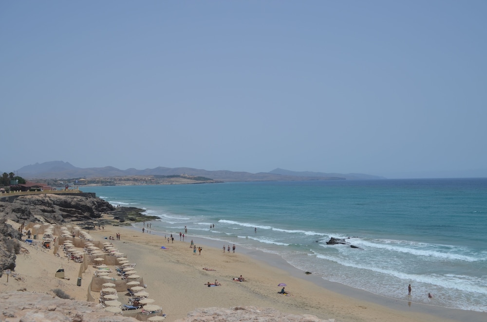 Hotel LIVVO Risco del Gato Suites — Beach in Costa Calma, Canary Islands