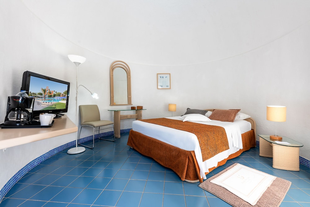 Hotel LIVVO Risco del Gato Suites — Hotel rooms in Costa Calma, Canary Islands