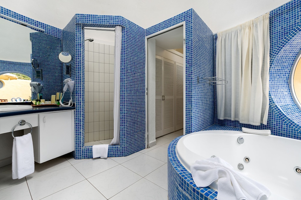 Hotel LIVVO Risco del Gato Suites — Hotel rooms in Costa Calma, Canary Islands