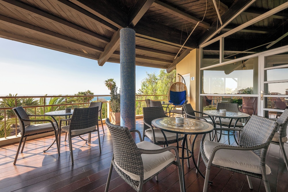 Hotel LIVVO Risco del Gato Suites — Restaurant & bars in Costa Calma, Canary Islands