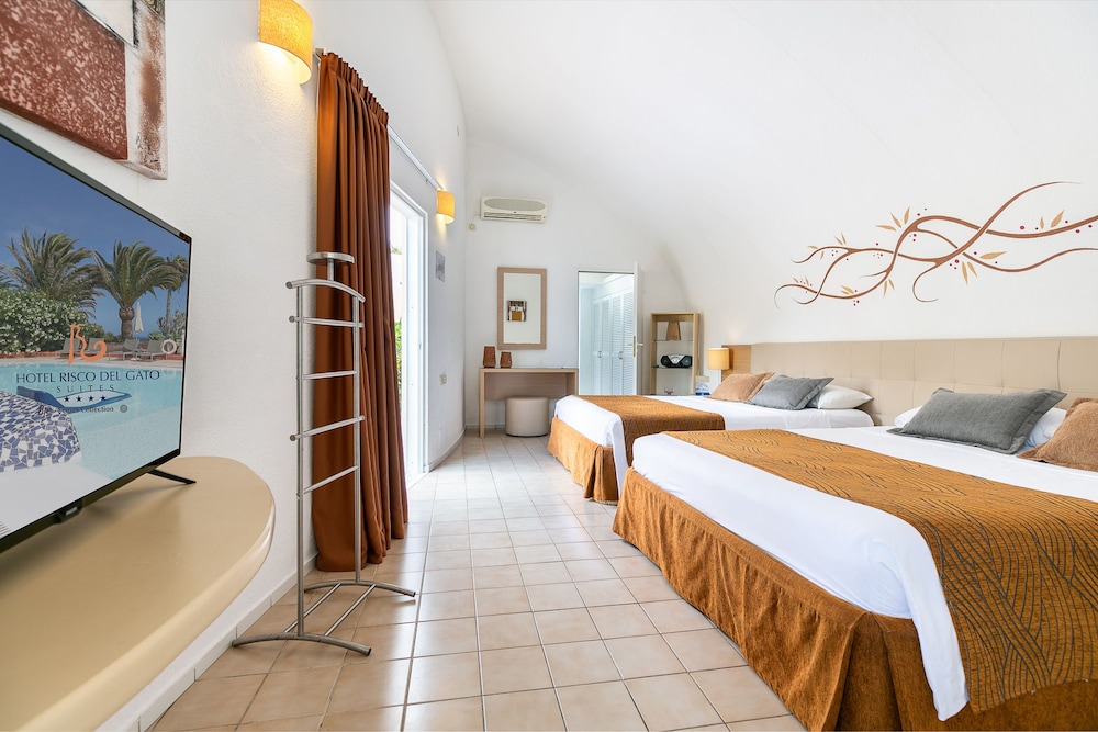 Hotel LIVVO Risco del Gato Suites — Hotel rooms in Costa Calma, Canary Islands