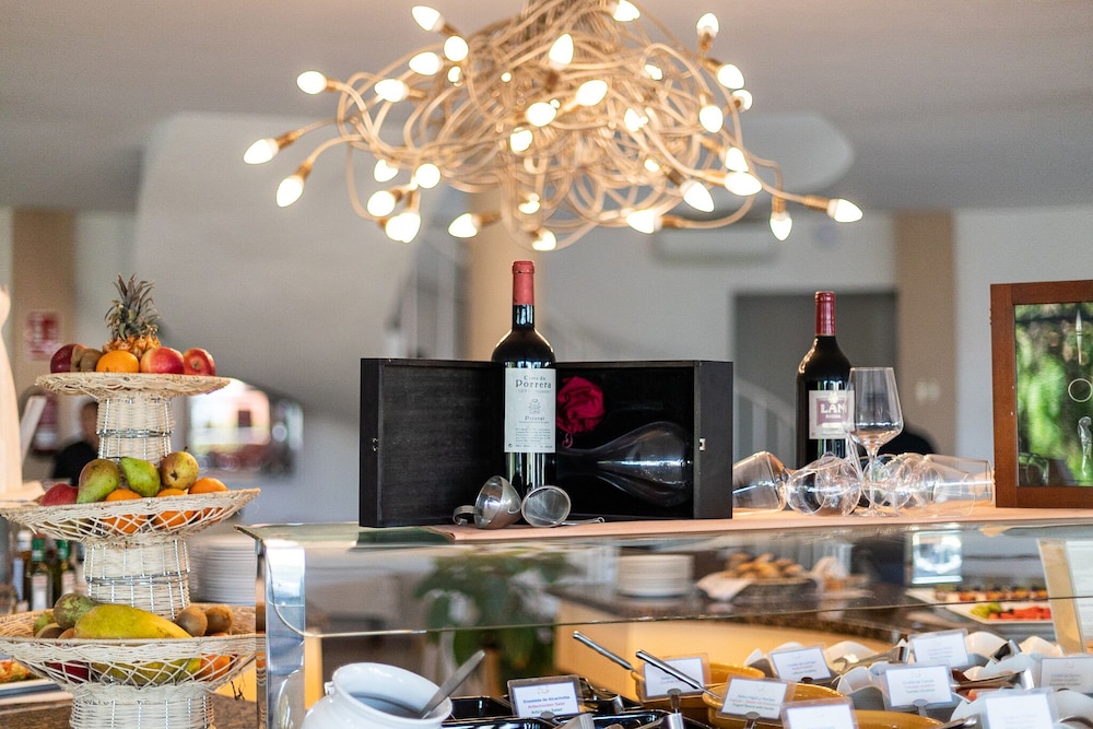 Hotel LIVVO Risco del Gato Suites — Restaurant & bars in Costa Calma, Canary Islands