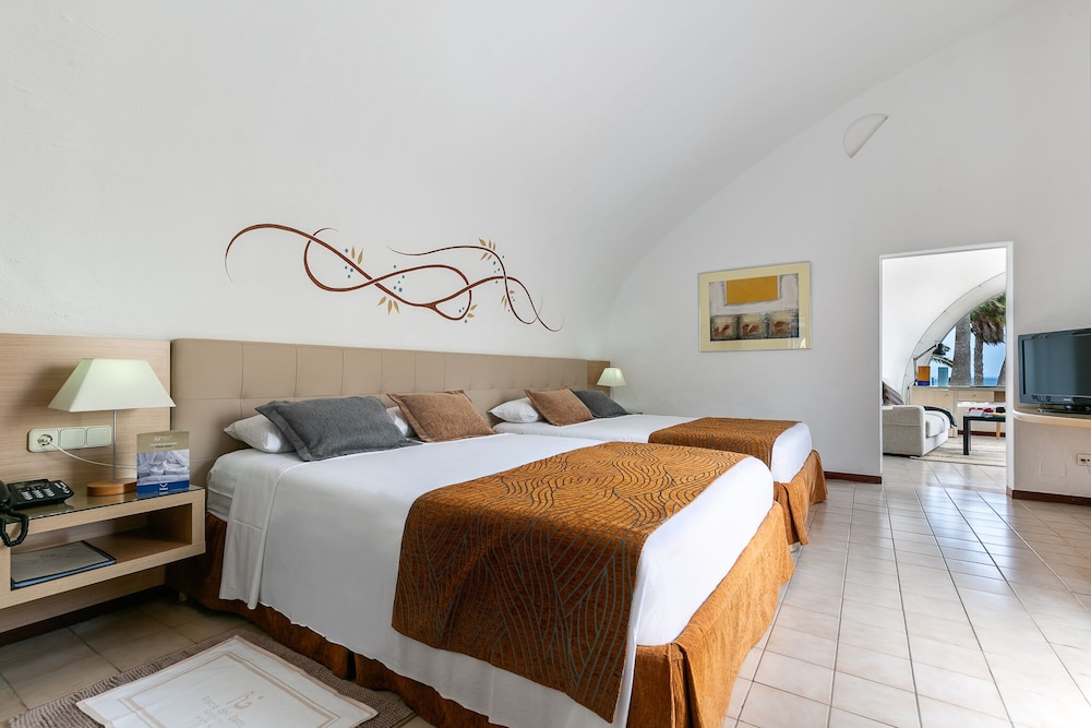 Hotel LIVVO Risco del Gato Suites — Hotel rooms in Costa Calma, Canary Islands