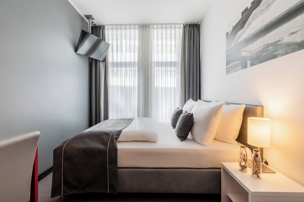 Garner Hotel Berlin - Gendarmenmarkt by IHG — Hotel rooms in Berlin, Berlin