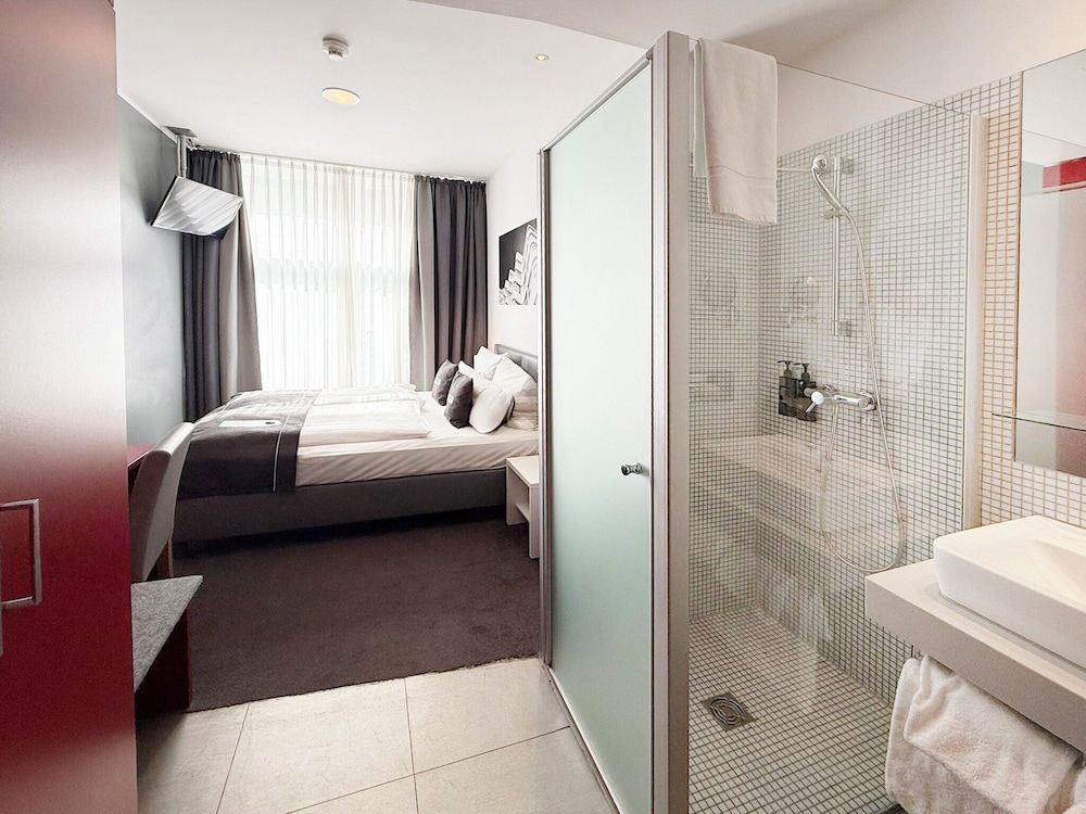 Garner Hotel Berlin - Gendarmenmarkt by IHG — Hotel rooms in Berlin, Berlin