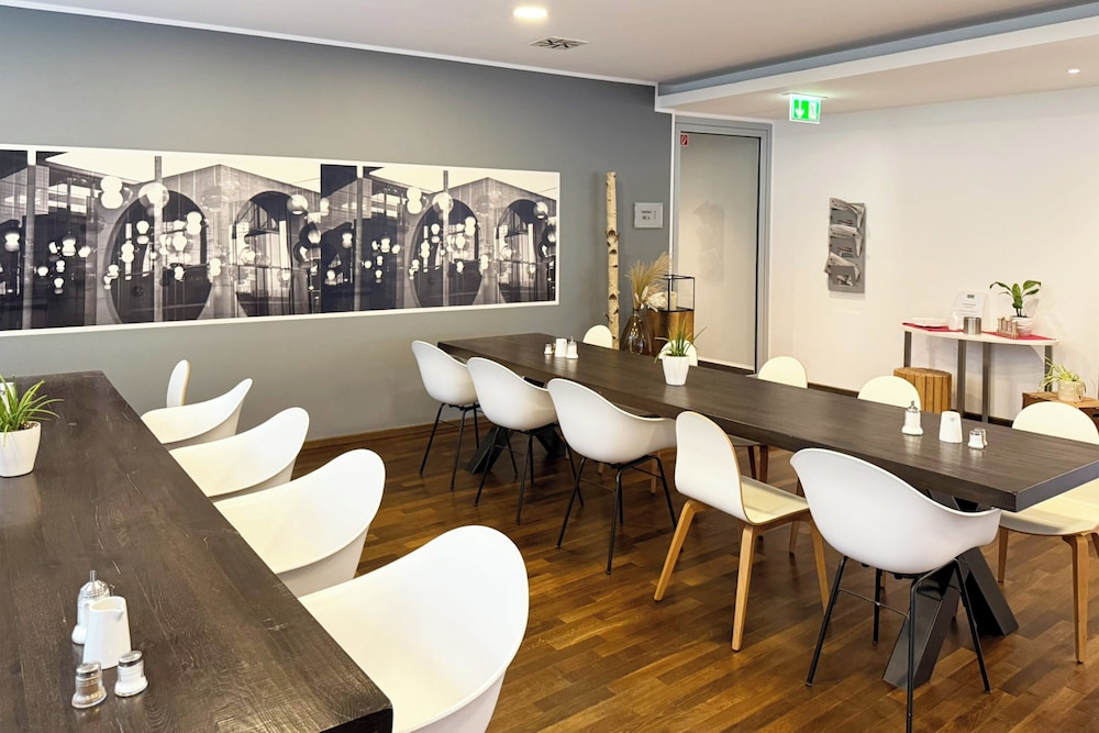 Garner Hotel Berlin - Gendarmenmarkt by IHG — Restaurant & bars in Berlin, Berlin