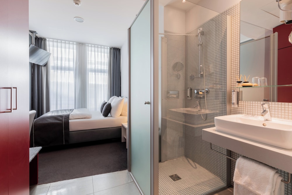 Garner Hotel Berlin - Gendarmenmarkt by IHG — Hotel rooms in Berlin, Berlin