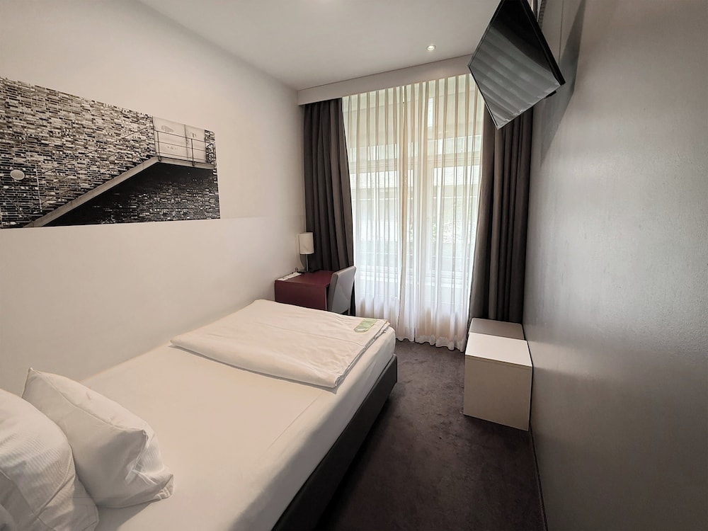 Garner Hotel Berlin - Gendarmenmarkt by IHG — Hotel rooms in Berlin, Berlin
