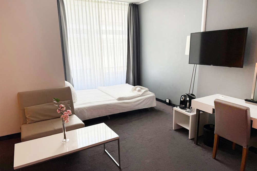 Garner Hotel Berlin - Gendarmenmarkt by IHG — Hotel rooms in Berlin, Berlin
