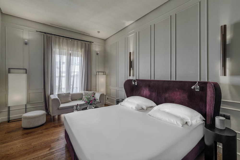 CoolRooms Palacio Villapanés 5 GL — Hotel rooms in Seville, Andalusia