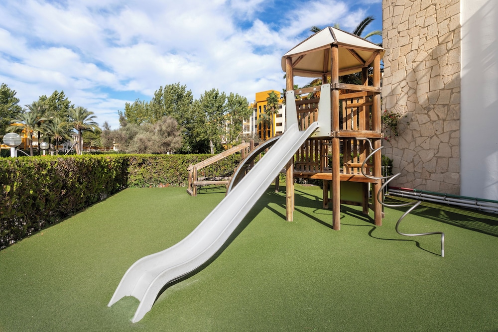 Aparthotel Alcudia Garden — Attractions for children in Alcudia, Balearic Islands