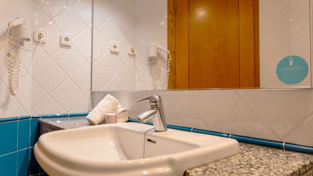 Rosamar Ibiza Hotel — Hotel rooms in San Antonio, Balearic Islands