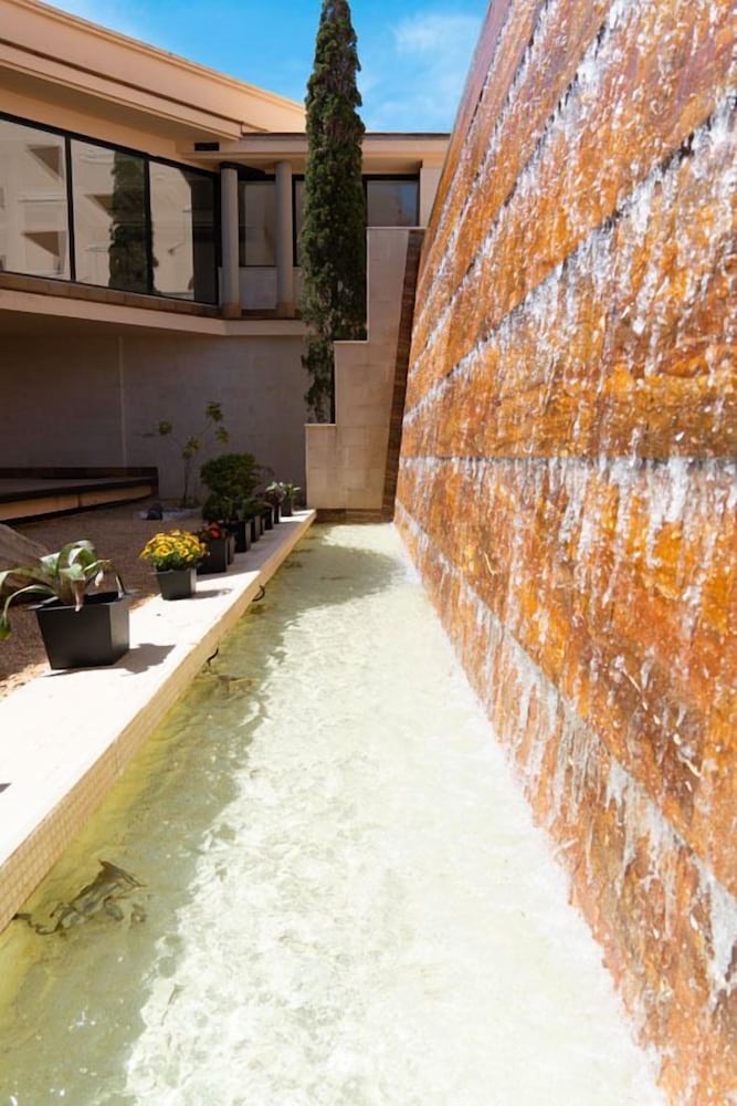 Rosamar Ibiza Hotel — Hotel building in San Antonio, Balearic Islands