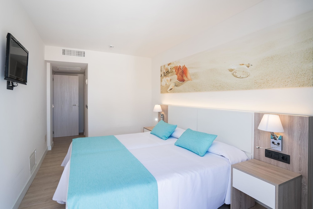 Aparthotel THB Guya Playa — Hotel rooms in Cala Ratjada, Balearic Islands