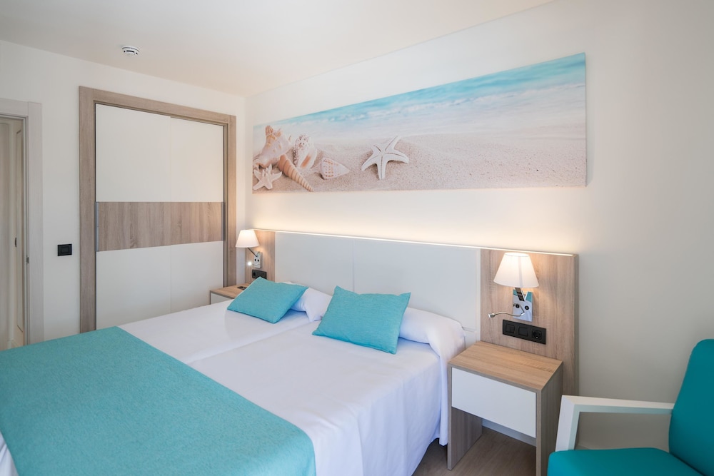 Aparthotel THB Guya Playa — Hotel rooms in Cala Ratjada, Balearic Islands