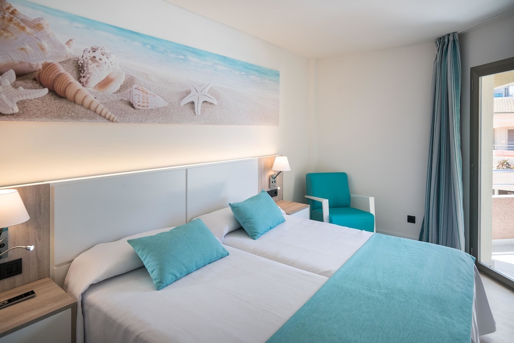Aparthotel THB Guya Playa — Hotel rooms in Cala Ratjada, Balearic Islands