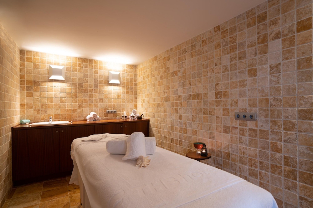 Aparthotel THB Guya Playa — Spa in Cala Ratjada, Balearic Islands