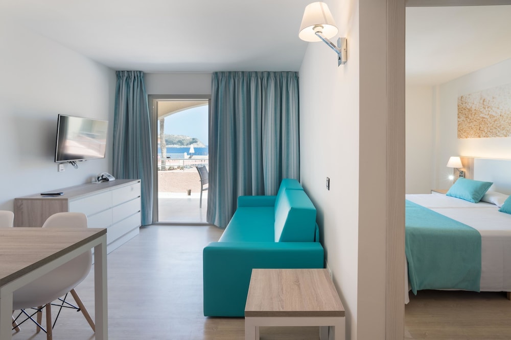 Aparthotel THB Guya Playa — Hotel rooms in Cala Ratjada, Balearic Islands