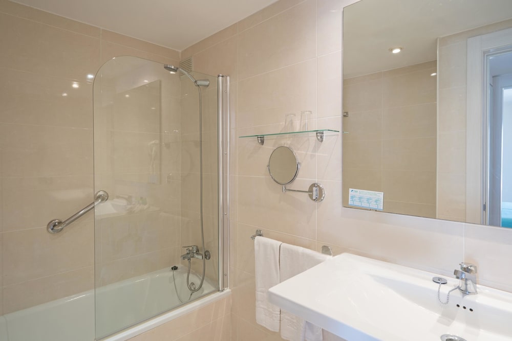 Aparthotel THB Guya Playa — Hotel rooms in Cala Ratjada, Balearic Islands