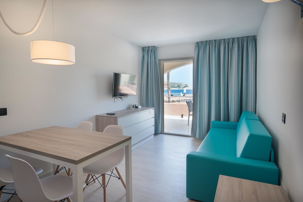 Aparthotel THB Guya Playa — Hotel rooms in Cala Ratjada, Balearic Islands