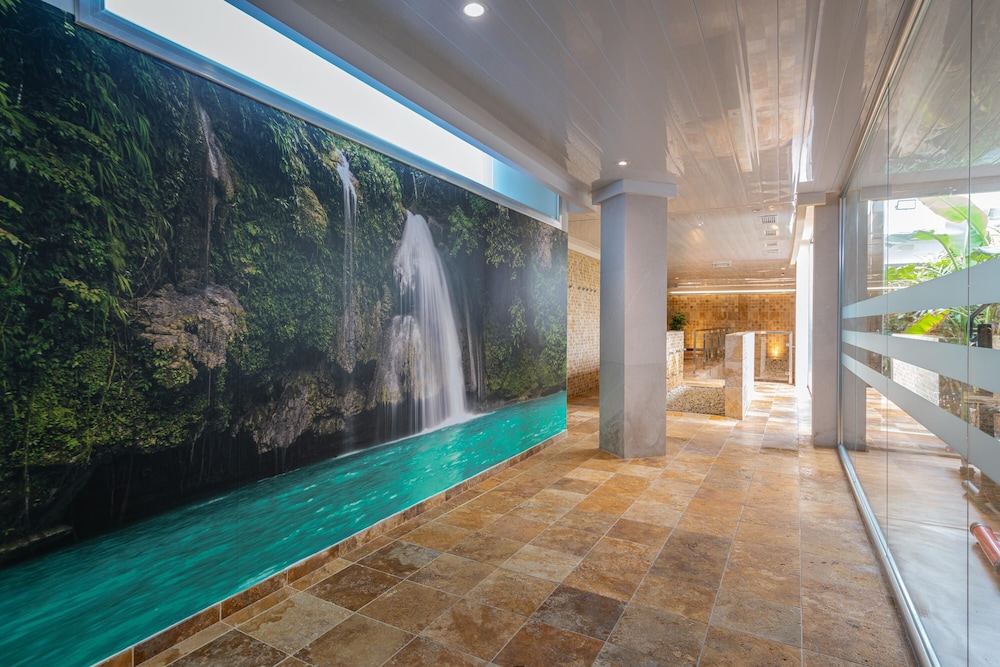 Aparthotel THB Guya Playa — Spa in Cala Ratjada, Balearic Islands