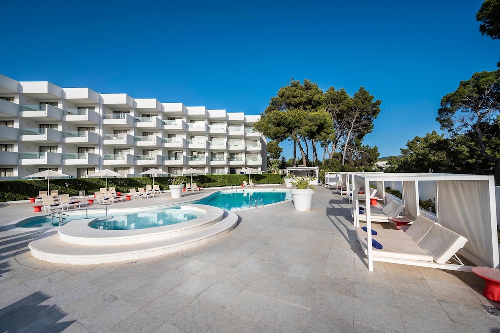 Hotel THB Naeco Ibiza - Adults Only — Swimming pool in San Antonio, Balearic Islands