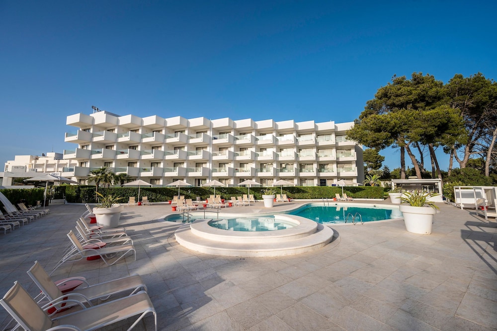 Hotel THB Naeco Ibiza - Adults Only — Swimming pool in San Antonio, Balearic Islands