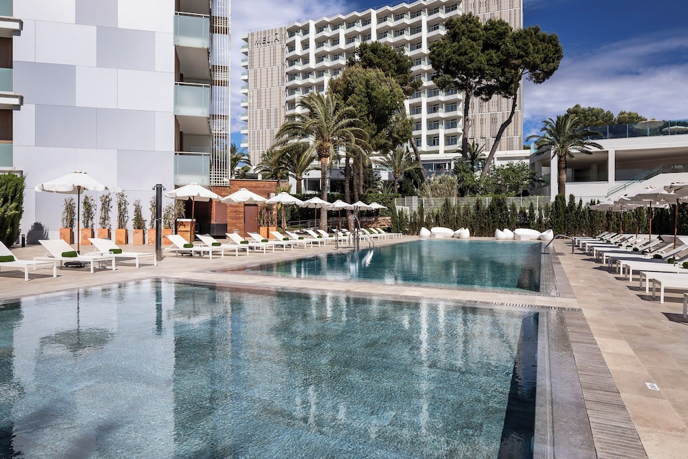 Melia South Beach — Swimming pool in Magaluf, Balearic Islands