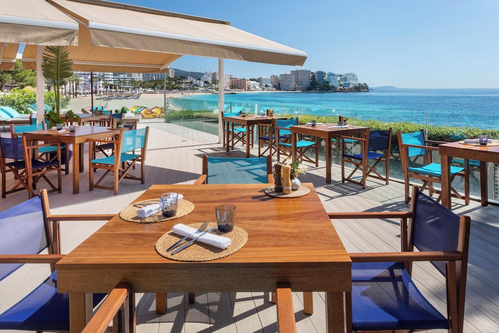 Melia South Beach — Restaurant & bars in Magaluf, Balearic Islands