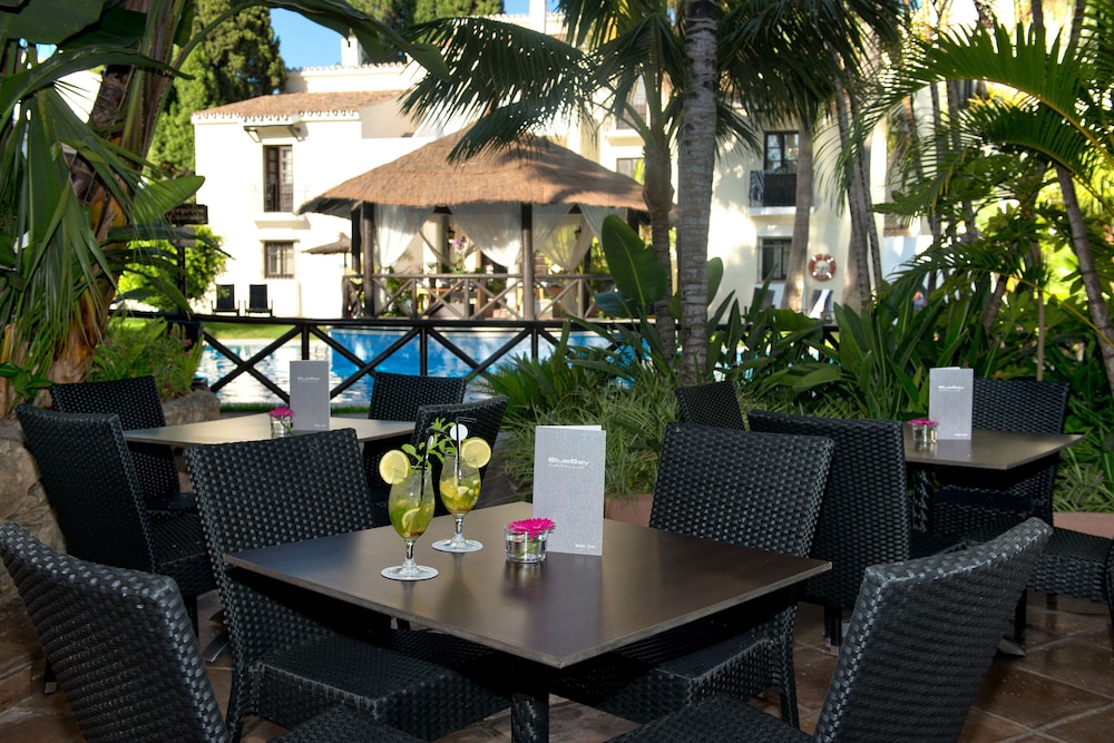 Hotel BlueBay Banús — Restaurant & bars in Marbella, Andalusia