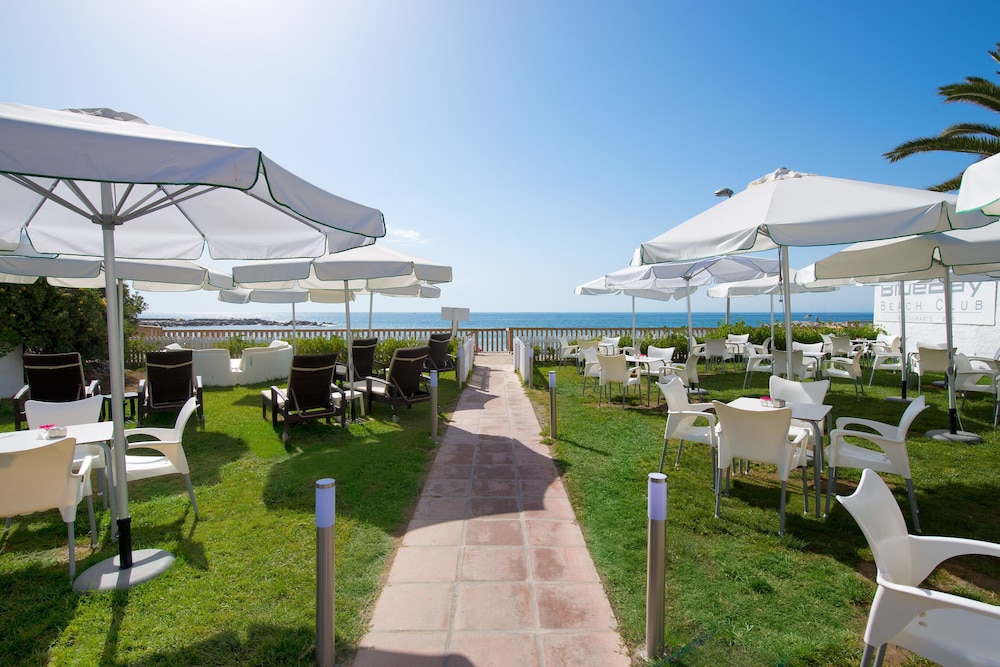 Hotel BlueBay Banús — Restaurant & bars in Marbella, Andalusia