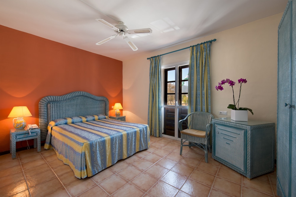 Hotel BlueBay Banús — Hotel rooms in Marbella, Andalusia