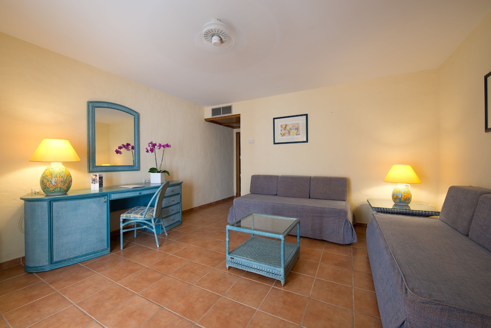 Hotel BlueBay Banús — Hotel rooms in Marbella, Andalusia