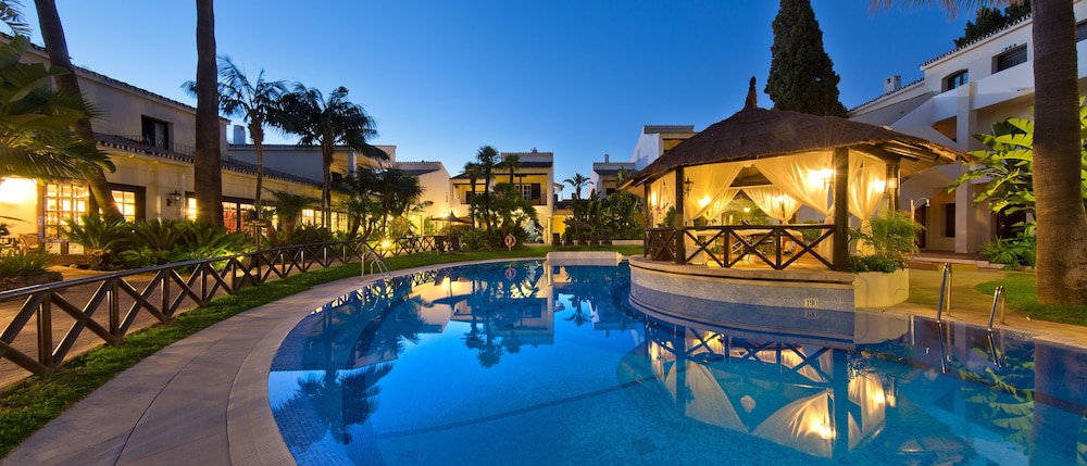 Hotel BlueBay Banús — Main photo in Marbella, Andalusia