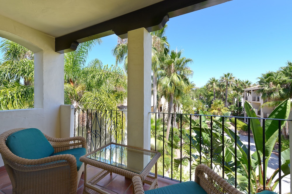 Hotel BlueBay Banús — Hotel rooms in Marbella, Andalusia