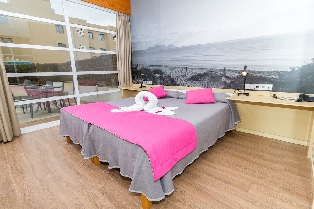 Eix Platja Daurada Hotel & Spa — Hotel rooms in Can Picafort, Balearic Islands