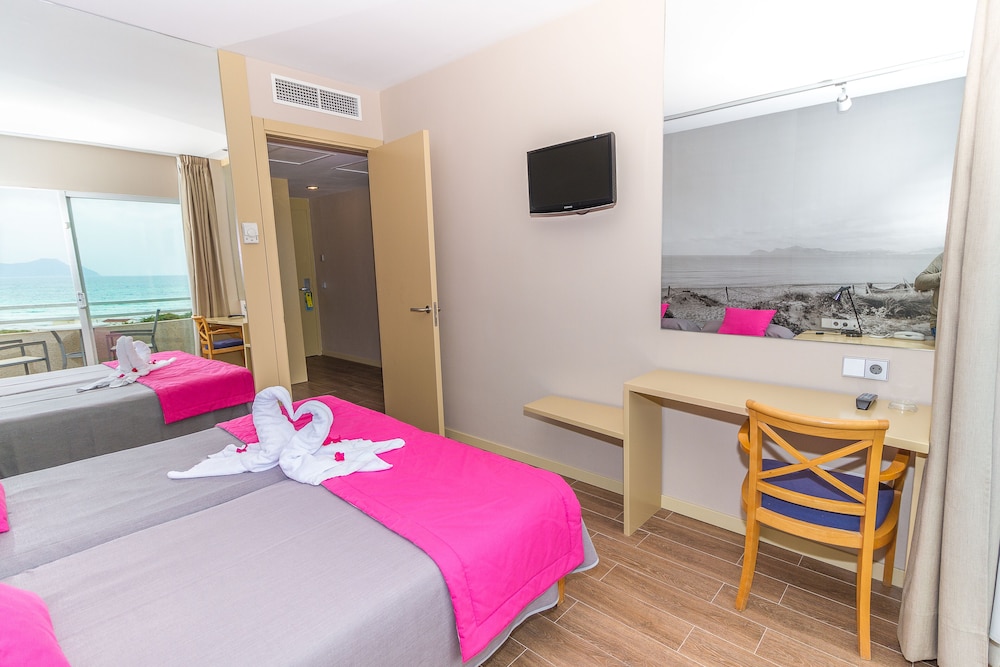 Eix Platja Daurada Hotel & Spa — Hotel rooms in Can Picafort, Balearic Islands