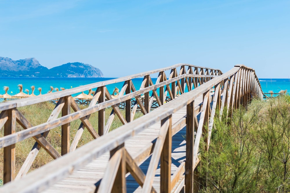 Eix Platja Daurada Hotel & Spa — Beach in Can Picafort, Balearic Islands