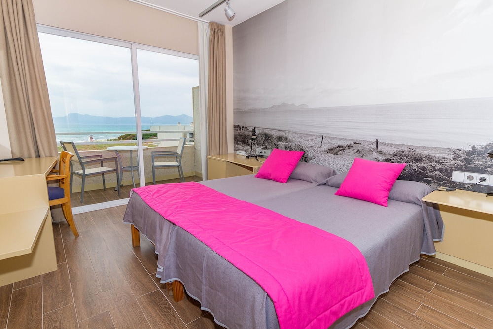 Eix Platja Daurada Hotel & Spa — Hotel rooms in Can Picafort, Balearic Islands