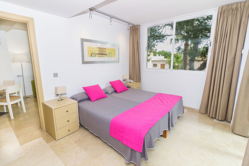 Eix Platja Daurada Hotel & Spa — Hotel rooms in Can Picafort, Balearic Islands