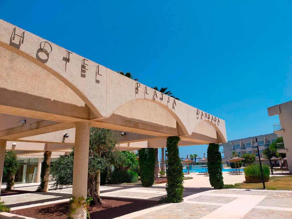 Eix Platja Daurada Hotel & Spa — Hotel building in Can Picafort, Balearic Islands