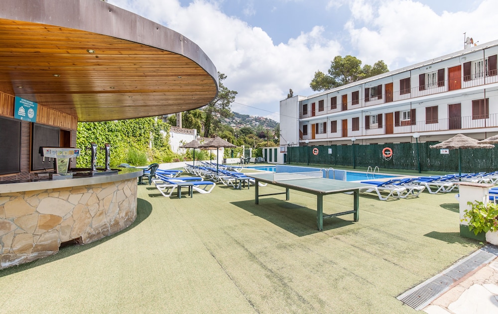 BLUESEA Montevista Hawai — Outdoor in Lloret de Mar, Catalonia